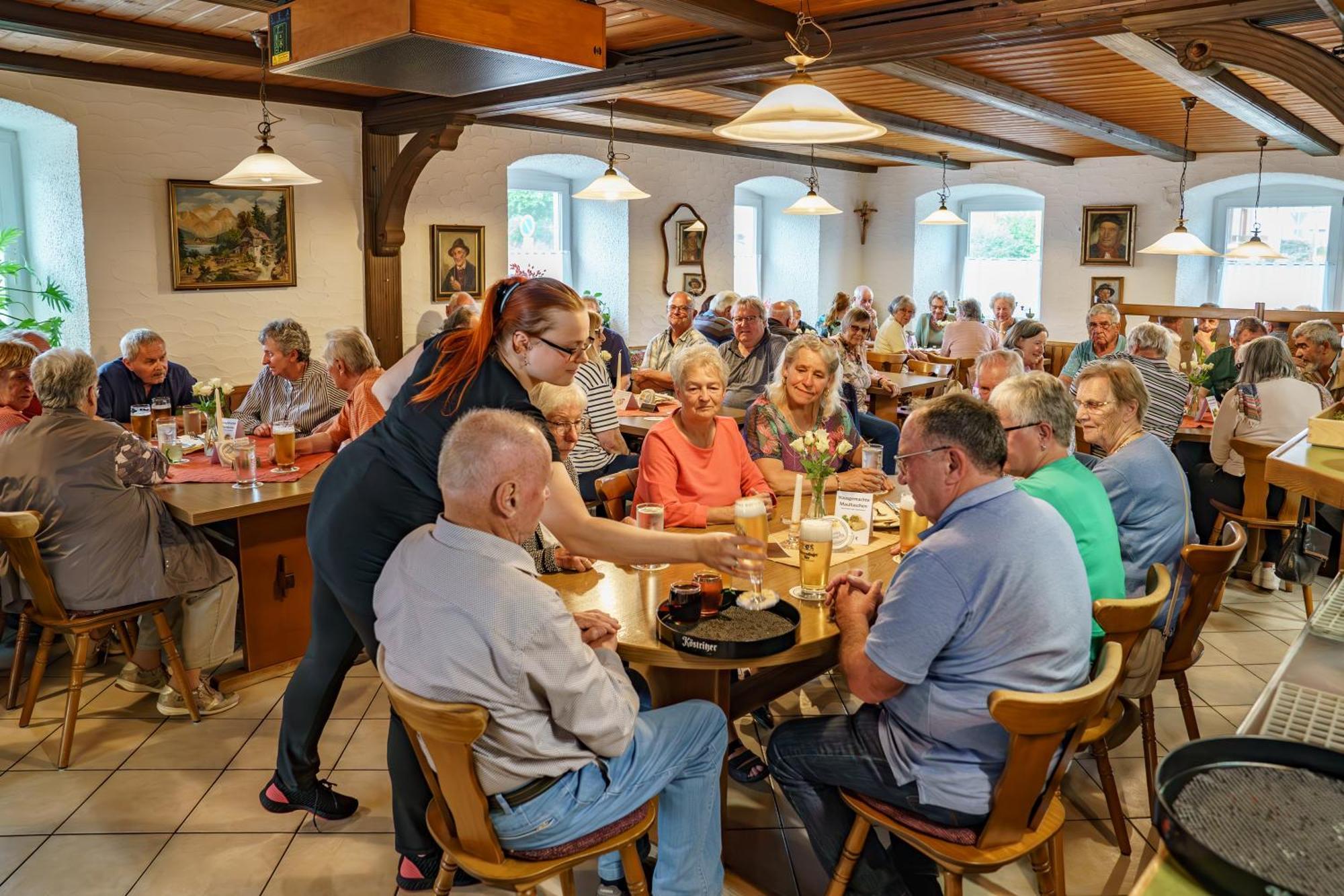 Landgasthof Ochsen Neresheim Eksteriør billede